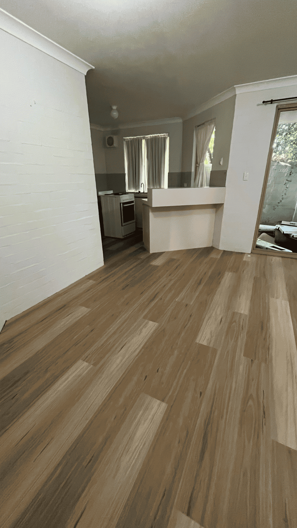 Hybrid Flooring ( Blackbutt ) image 4